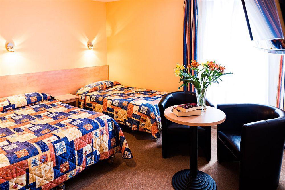 Hotel Panoramic Bagnères-de-Luchon Eksteriør bilde