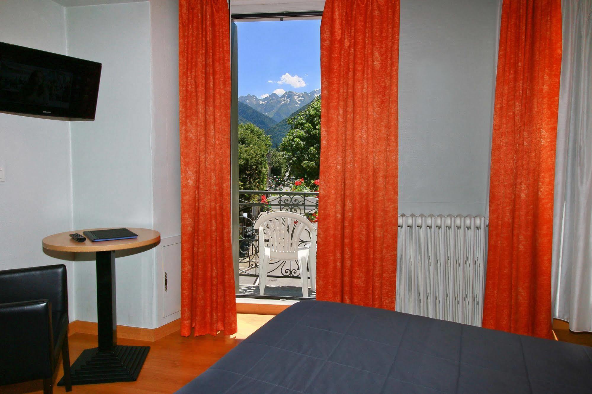 Hotel Panoramic Bagnères-de-Luchon Eksteriør bilde